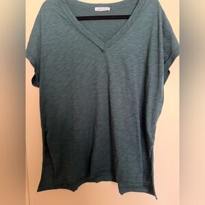 Casual Emerald Green V-Neck Top